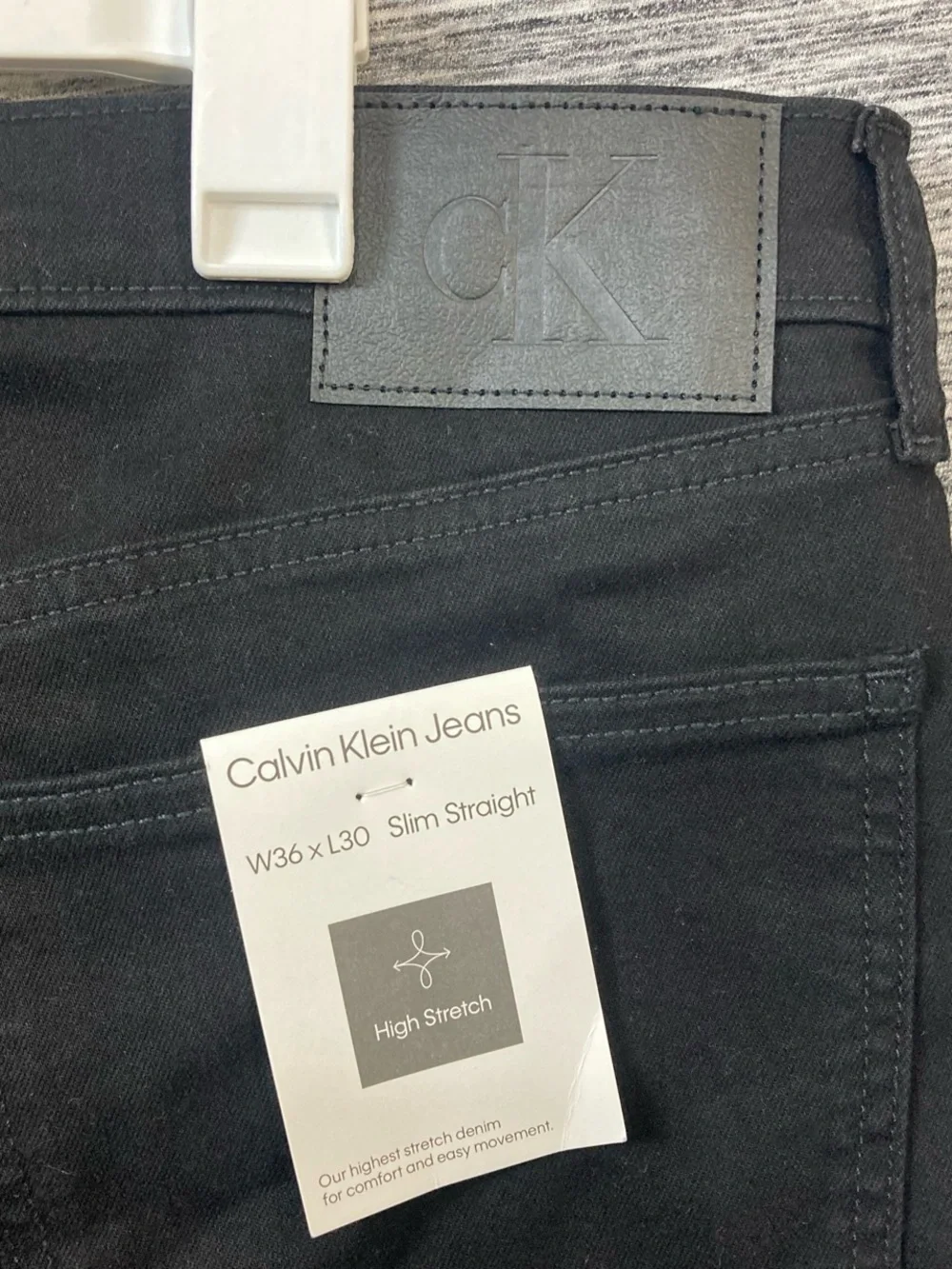 Calvin Klein Men's Slim Straight Jeans in Black
